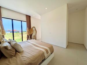 2BR Private Villa with Sunset Rice Field Views