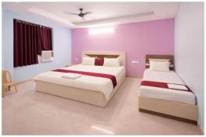 Hotel Chandra Bindu Inn Near Sea Beach & Jagannath Temple - Fully Air conditioning Rooms - Free Wi-F - lift - Best Premium Hotel In Puri