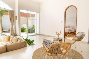 EnyaVillas 3, Brand New - Boutique Mediterranean