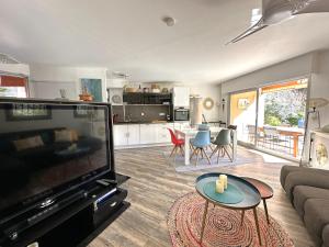 HYEROL Appartement pour 4 personnes avec parking proche des plages et restaurants à Hyères