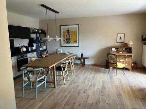 Ski-In Ski-Out Mountain View with Balcony