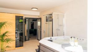 Villa Infinity View by Villas Guide