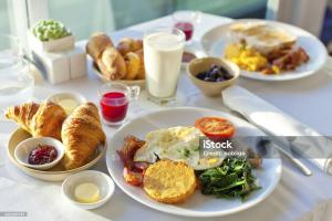 Affordable pearl Lulu Apartments with Fast WiFi