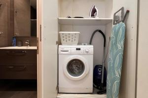 Modern Cozy Apartment