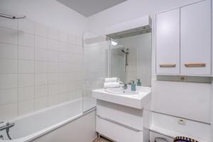 Appartement confortable avec parking et balcon