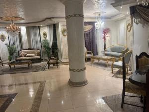 fancy 3 bedrooms apartment for rent in a sheikh zayed compound