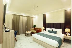 Hotel West End Near Delhi Airport With Free Airport Drop