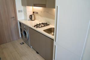 Burj Khalifa View Studio 10 mins away Dubai Mall