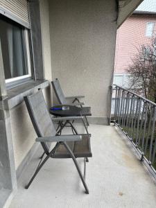 Apartment Lali Peseux, Neuchatel - 1 BR lake and Alps view