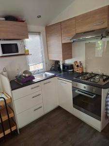 Mobil-Home 4 personnes camping 4 étoiles piscine mer