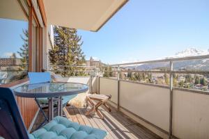 Fortuna 4 by Arosa Vacations, Panoramablick auf die Berge und Parkplatz inklusive