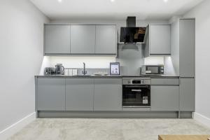 Modern & Spacious Studio Apartment in Leicester