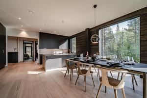 Fjällen Lumière Penthouse Ski-in Ski-out by Aavalevi