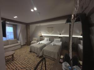 Dwór Bogucin Hotel&Restauracja