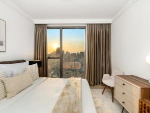 Kensington 4BR Burj Khalifa & Dubai Mall Access