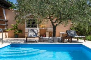 Villa Olga by Briskva