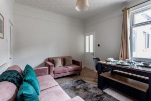 Spacious 3-Bedroom Home in Norton, Sleep 5-6