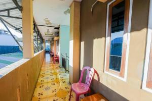 RedDoorz near Mangrove Forest Kupang