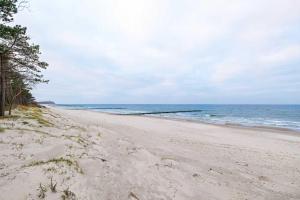 Hevenia Apartment Near Beach in Pogorzelica wit Pool & Parking by Renters Prestige