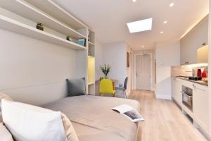Lovely Studio at 4th floor- Notting Hill area