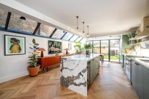 Veeve - Tennyson House