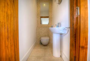 Tur an Tsaile - Galway Lakeside Apartments