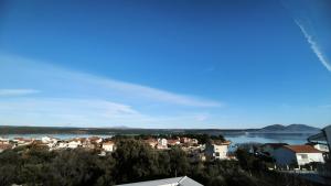 Vacation home Labudica near Šibenik, 3 sobe