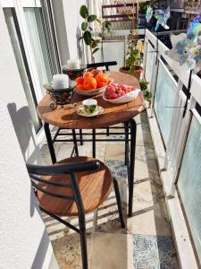 Harmony Boutique Apartments, 100m from metro