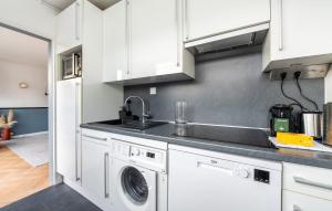 Mid-term l Parc Monceau - AC & Rooftop