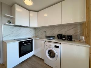 Les Ingres 2 - SCLS Rentals