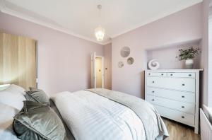 13 Ruby Street, Bishy Rd retreat