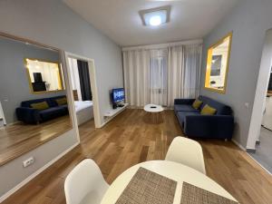 UltraCentral and Spacious 1BR!