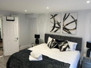 Long Stay Friendly-Family-WiFi-Parking-Sleeps 6