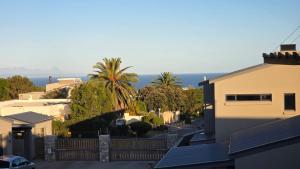 Langdown Loft - Central 3BD Townhouse