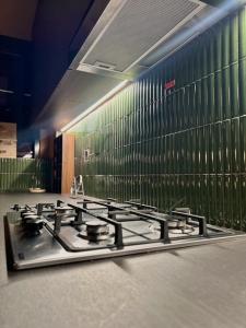 Modern Japanese and Arabic Fusion City Stay that is 10 min from Dubai Mall