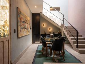 Stunning Penthouse with private terrace center SMA