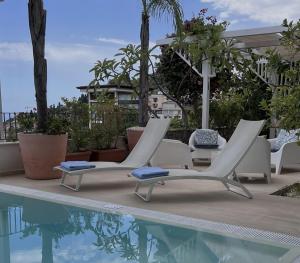 MEDITERRANEAN SEASONS, VILLA MEDITERRANEA Taormina, Private Pool & Sea View