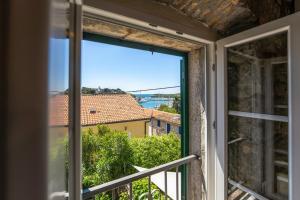 Casa Batana by Briskva
