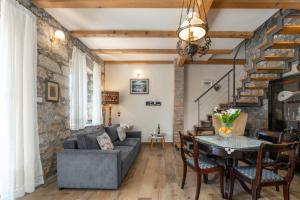 Casa Batana by Briskva