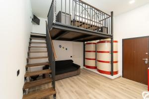 Spacious apartment with WiFi and AC & parking