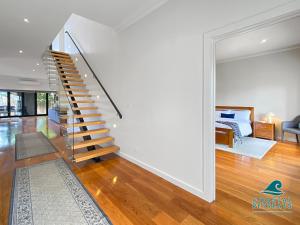 The Vista at Surf Beach - Linen Included