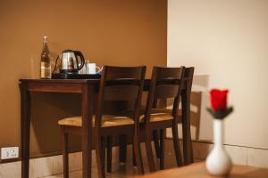 Sparrow Juniper Tree 2 min walk To Mg Marg