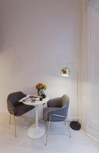 Studio with balcony in Central London