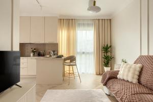 ARI Luxury Apartment with Balcony - AFI Mall