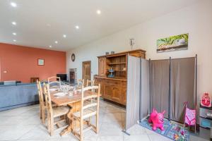 A Fleur de lEau Blanche gite de caractère