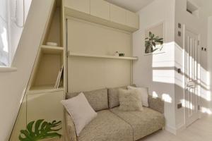 Stylish and bright micro studio located- 4th floor