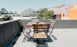 Upper Jarvis - Stylish 1-Bed in Shared Guesthouse