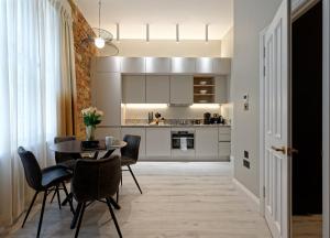 One bedroom in Notting Hill Gate-Ground floor