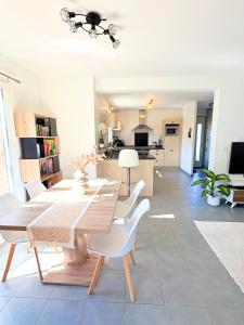 Villa entre lac et montagnes