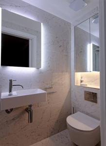 Bright micro studio in Notting Hill-4th floor